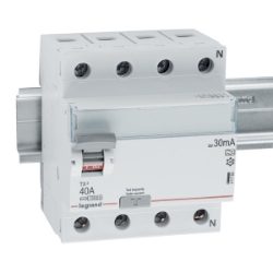Slika FID sklopka TX3 RCD 4PD 40A 30mA A Legrand