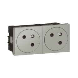 Slika Utičnica 2x2P+E francuski standard 45° aluminijumska PM Legrand