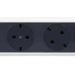Slika Kabal produžni sa prekidačem H05VV-F 3x1.5mm2 3M 5 priključna mesta 2P+E crna/tamno siva Legrand
