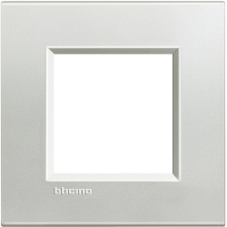 Slika Okvir srebro 2M Living Light Legrand