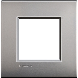 Slika Okvir nikl mat 2M Living Light AIR Legrand